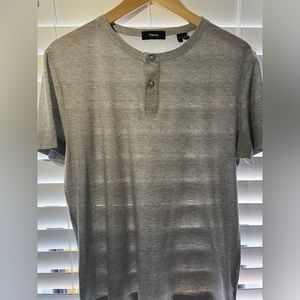 Theory Men’s Henley short sleeve. Size M
